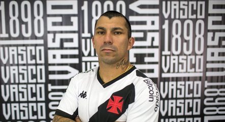 Vasco: Medel sofre amarelo e vai jogar contra o Cruzeiro - Papo na Colina -  Notícias do Vasco da Gama