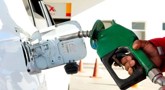 Posto de combustível; refinarias terão novo preço a partir de quinta
