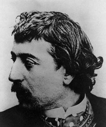 Gauguin (1848-1903) foi um um pintor francês do pós-impressionismo, adepto do primitivismo. Morreu aos 54 anos após contrair sífilis. 