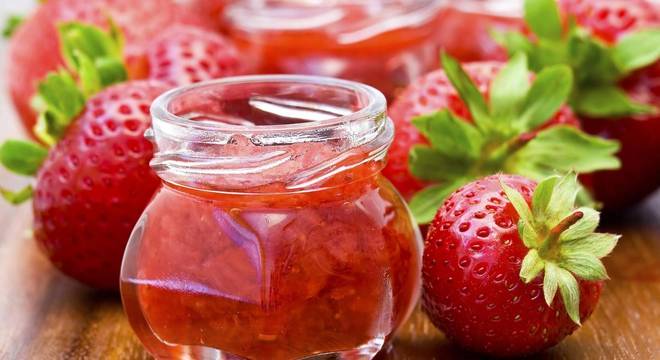 Geleia ou Geléia? Como se escreve a palavra, com acento ou sem?