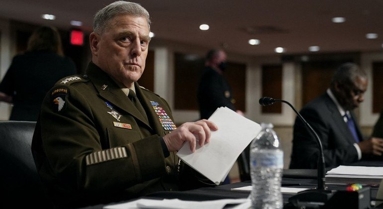 Mark Milley falou com senadores americanos nesta terça-feira (28)