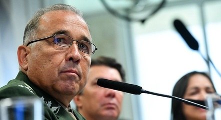 Dutra disse que Lula validou adiamento do desmonte do acampamento em frente ao QG