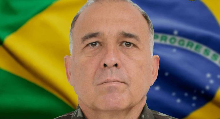 Comando de Artilharia do Exército recebe o Comandante Militar do Planalto