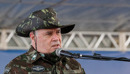 Ex-comandante do Exército no governo Bolsonaro presta depoimento à PF
 (Alan Santos/PR - 11.09.2020)