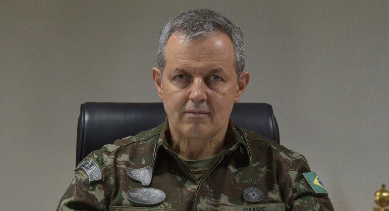 General Tomás Miguel Miné Ribeiro Paiva, chefe do Comando Militar do Sudeste