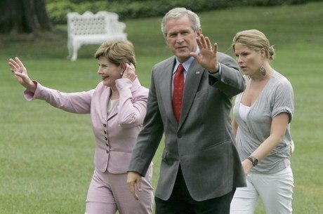 George W. Bush defendeu a imigração aos EUA