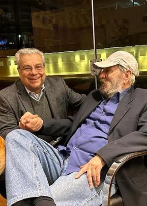 Geraldo Vandré (de boné) em visita à Band
