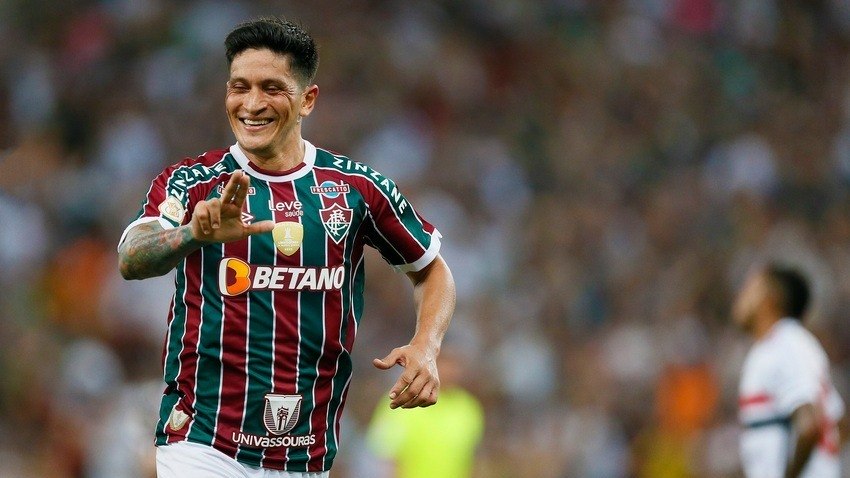 Cano completa 100 jogos no Brasileirão Série A; veja estatísticas »