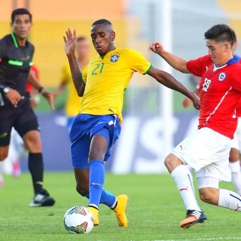 Gerson teve estranho relacionamento com as seleções de base. Pedidos de dispensa