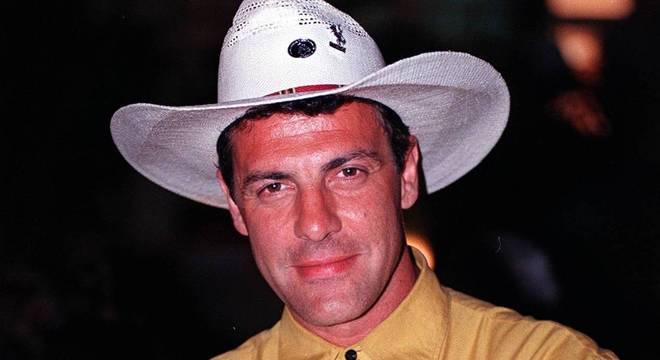 Gerson Brenner no lançamento da novela "Corpo Dourado", em 1998