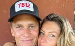 Gisele Bündchen compartilhou uma sequência de fotos ao lado do marido, Tom Brady. 