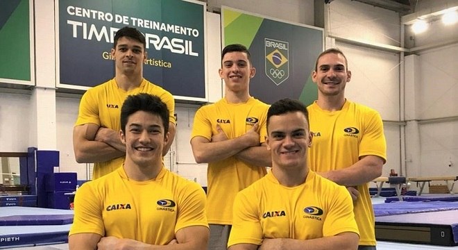 Equipe masculina do Brasil abre Mundial de ginástica artística