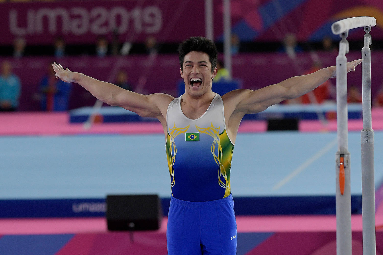 Ginastica Artistica Masculina Da Show E Conquista O Ouro No Pan Fotos R7 Pan Lima 2019