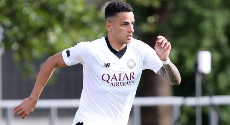 Giovani foi comprado pelo clube catari por R$ 50 milhões. Dinheiro não falta ao Al Sadd