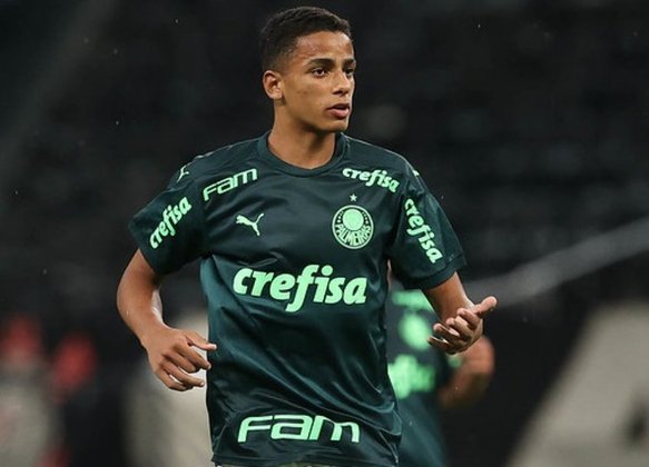 Giovani (Palmeiras) — Veloz e habilidoso, Giovani é um atacante de lado de campo que mostrou personalidade no profissional e se destaca nas categorias de base.