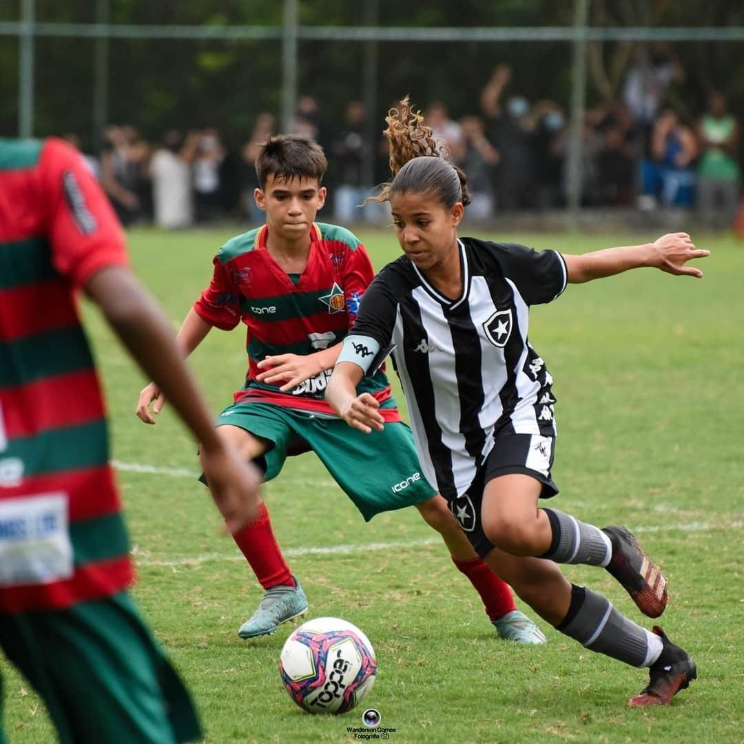 As mulheres não sabem jogar futebol»