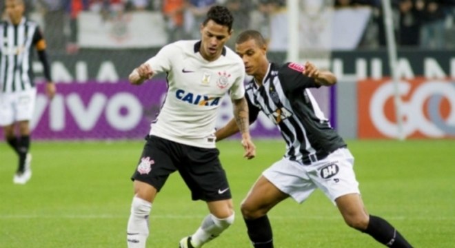 Giovanni Augusto e Lucas Cândido - Corinthians x Atlético-MG