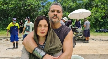 Giselle Tigre e Marcelo Pio em "Reis"
