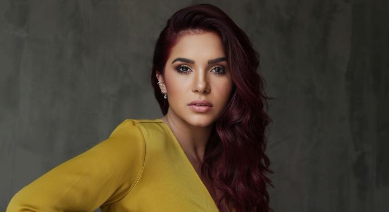 Gizelly Bicalho ressalta a importância de falar sobre a violência contra a mulher