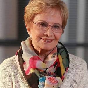 Glória Menezes recebeu alta nesta segunda (16)