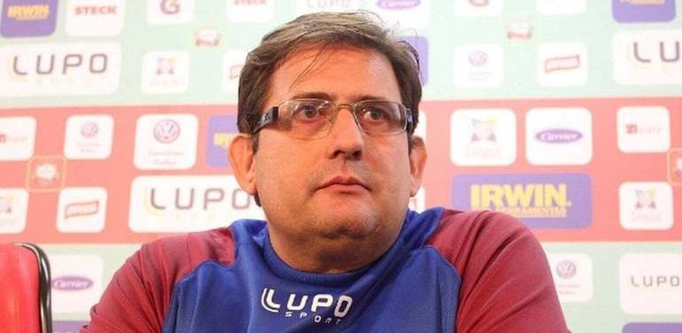 Goiás - Guto Ferreira, brasileiro, 57 anos, no clube desde dezembro de 2022.