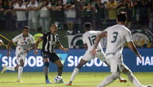 Com VAR protagonista, Goiás vence Botafogo de virada pelo Brasileirão