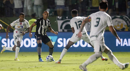 Goiás x Botafogo pela sexta rodada do Campeonato Brasileiro