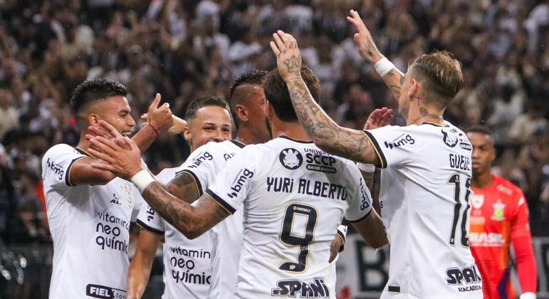 Invicto na Arena, Corinthians recebe Ituano por vaga na semifinal