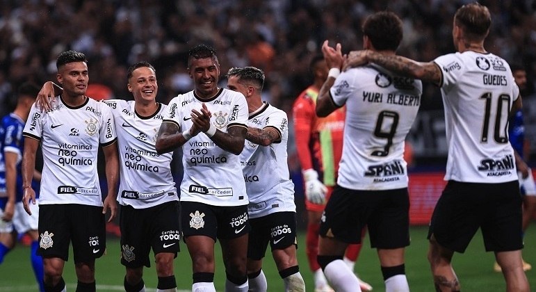 Corinthians busca a nona semifinal seguida do Campeonato Paulista