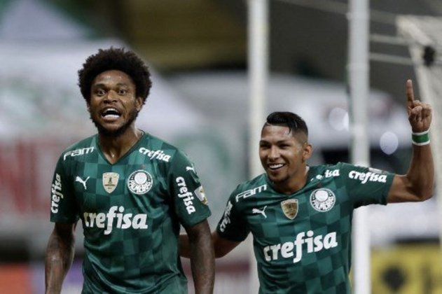 Goleada no Allianz - Após o susto inicial, o Palmeiras fez o seu primeiro jogo em casa na competição. Diante do Independiente del Valle, apontado como uma das possíveis surpresas da competição, e que tinha eliminado o Grêmio na fase anterior, o Verdão não tomou conhecimento e aplicou um sonoro 5 a 0, com direito a dois gols de Rony.