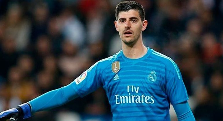 Goleiro: Courtois (Real Madrid) - 60 milhões de euros (R$ 388 milhões) / Ter Stegen ( Barcelona) - 55 milhões de euros (R$ 355,7 milhões)