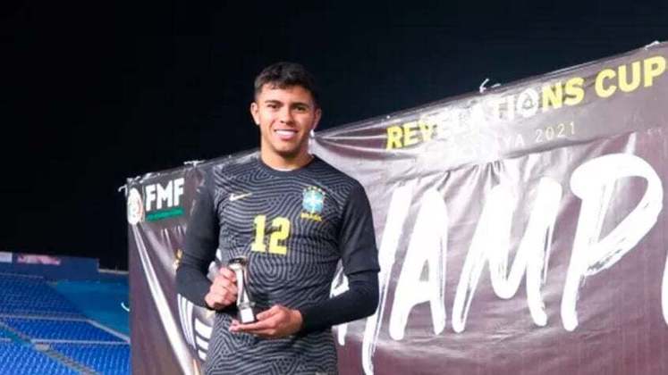 Goleiro: Mycael (Athletico-PR), 18 anos - Considerado titular, é o mais jovem dentre os três goleiros convocados pelo técnico Ramon Menezes.