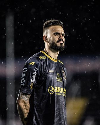 Recém-chegado ao Santo André, Lucas Frigueri tomou 14 gols nas 12 rodadas do campeonato. O time do ABC paulista é o terceiro colocado do Grupo D, atrás de São Bernardo e Palmeiras
