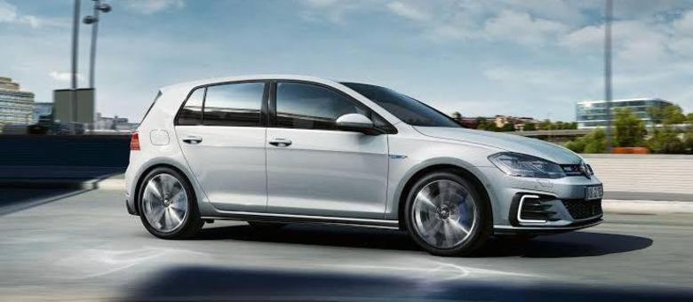 Autonomia mínima é de 22Km com 1 litro de gasolina e pode chegar a 66Km segundo a VW
