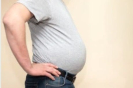 Por baixo da pancinha normalmente há muita gordura visceral
