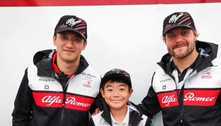 Menino que doou R$ 100 para equipe de F1 recebe recompensa no GP do Japão