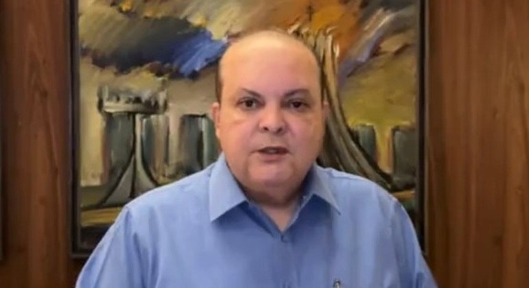 Governador Ibaneis Rocha pede desculpas ao presidente Lula após atos de vandalismo no DF