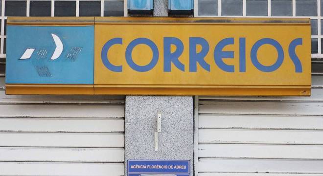 Funcionários decidem em assembleia se ocorrerá greve em todo o país