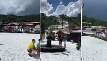 Chuva de granizo faz "nevar" na Serra Catarinense; veja imagens