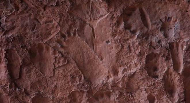 Para alguns, marcas em gruta em Barra do Garças (MT) são gravuras feitas como forma de expressão entre os povos que passaram pelo local no passado