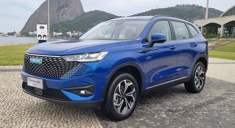 Modelo PHEV tem 393cv e combina motor 1.5 com dois motores elétricos