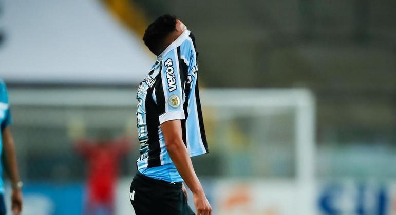 Grêmio passa de novo pelo vexame. Terceiro rebaixamento na sua história. Caiu com justiça