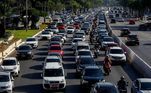 Paralisação dos metroviários provocou enormes congestionamentos em São Paulo, que registrou mais de 720 quilômetros de lentidão