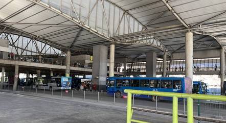 Estações amanheceram paralisadas nesta manhã
