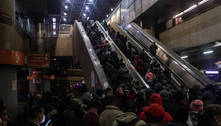 Em dia de greve de ônibus em SP, Metrô tem três falhas em linhas