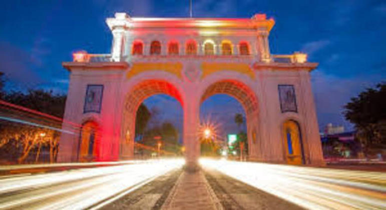 Os Arcos da entrada de Guadalajara