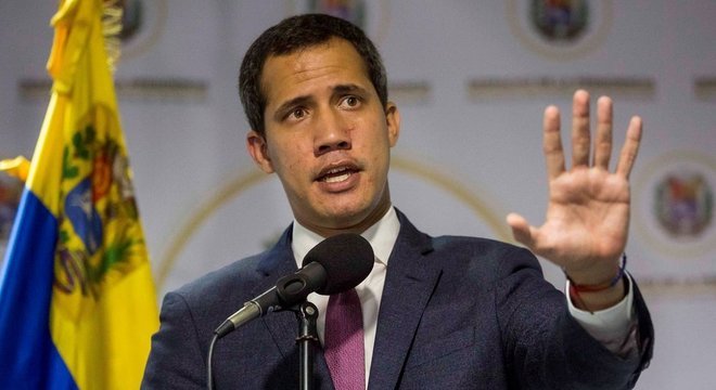 Juan Guaidó é apoiado por países como EUA, Brasil e Colômbia 