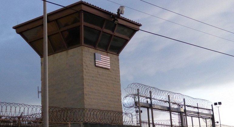 Prisão americana em Cuba ainda tem 39 pessoas detidas