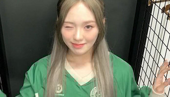 Guarani vira febre após astros doK-Pop usarem a camisa do time (Reprodução/RECORD)