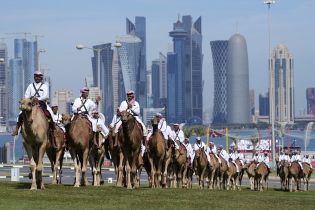 O batalhão não cuida só do escritório administrativo, mas de todos os locais oficiais e da Doha Corniche, a principal avenida da capital do Catar, à beira-mar 